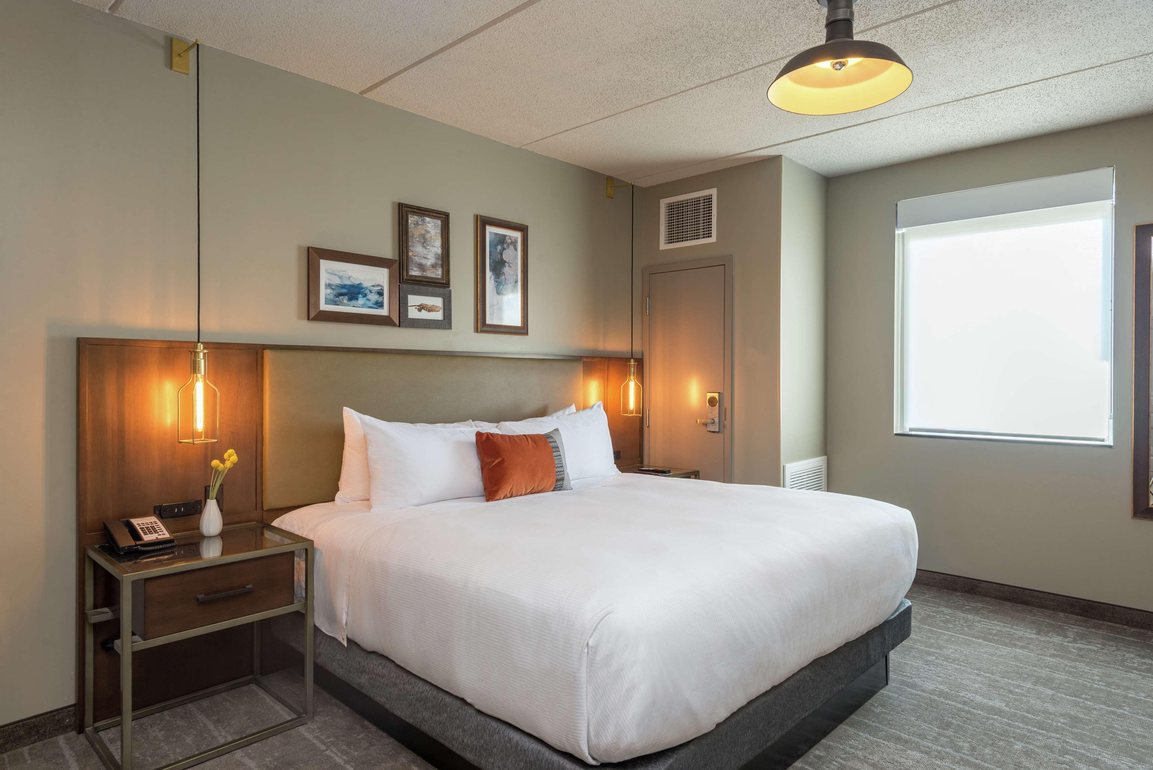 Hotel Saranac, Curio Collection By Hilton Saranac Lake Esterno foto