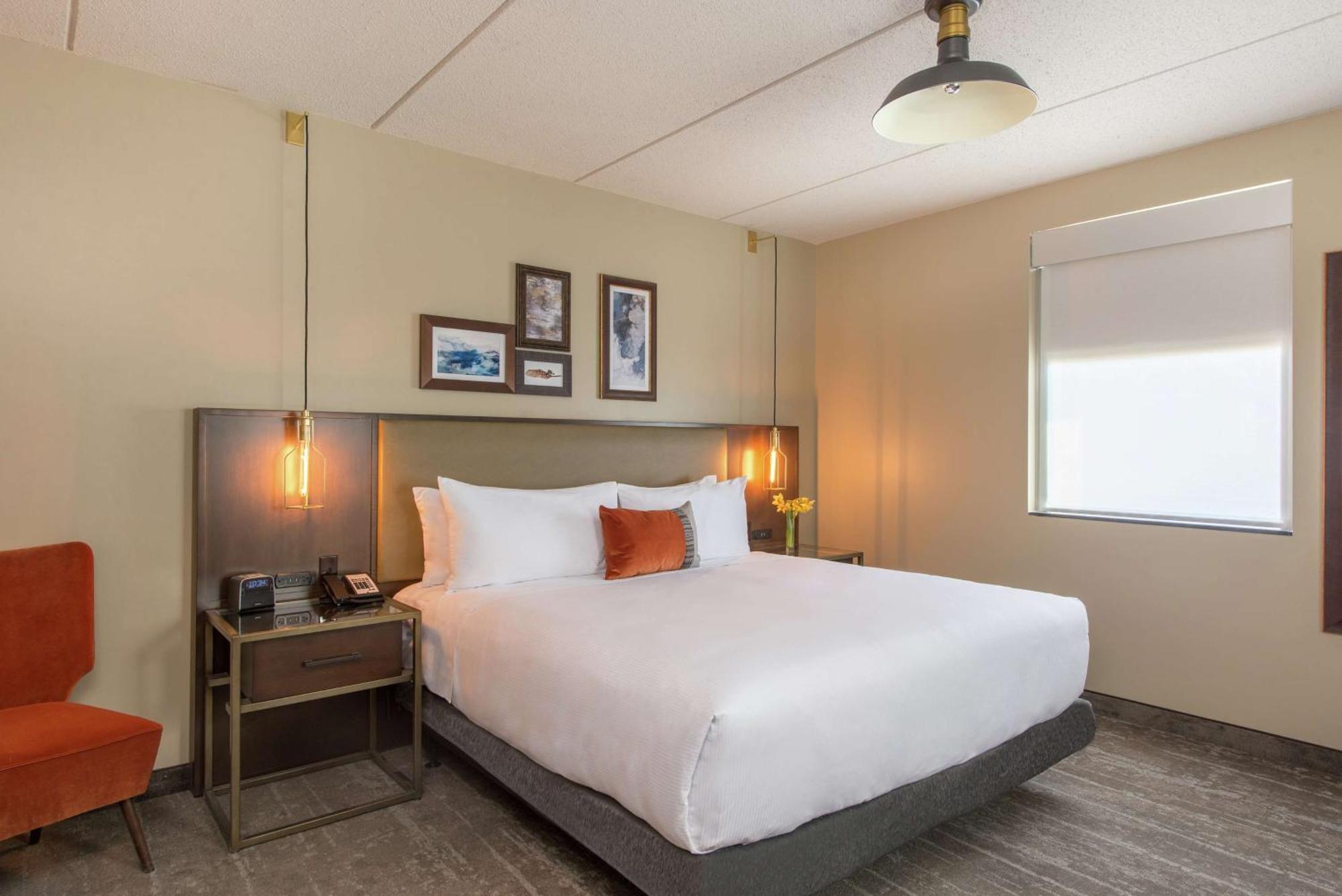 Hotel Saranac, Curio Collection By Hilton Saranac Lake Esterno foto