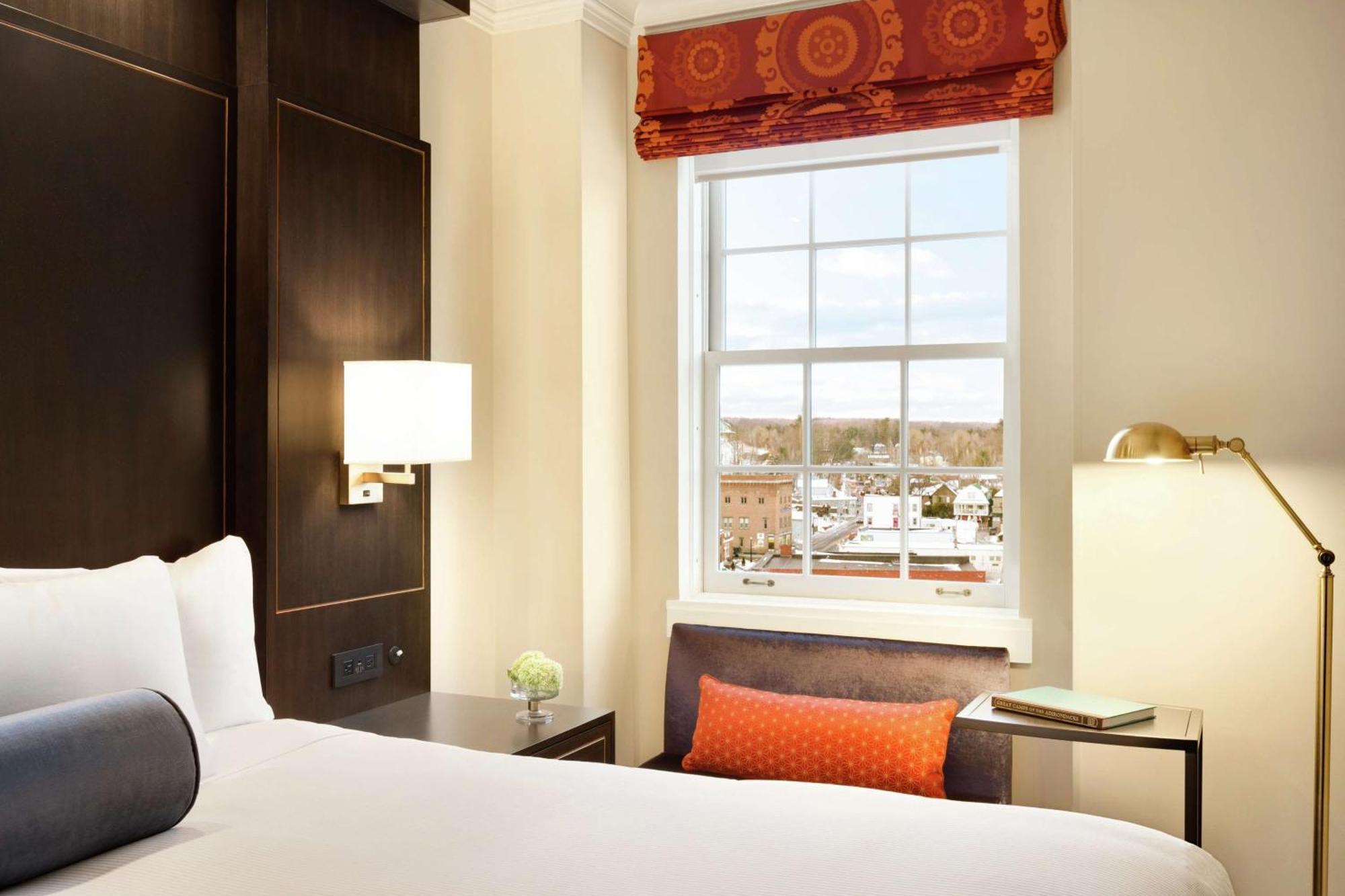 Hotel Saranac, Curio Collection By Hilton Saranac Lake Esterno foto